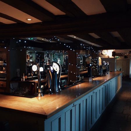 The Greyhound Inn Chalfont St Peter Екстериор снимка
